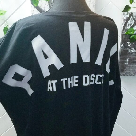 Panic! At the Disco Cheerleader Shirt - Picture 1 of 6